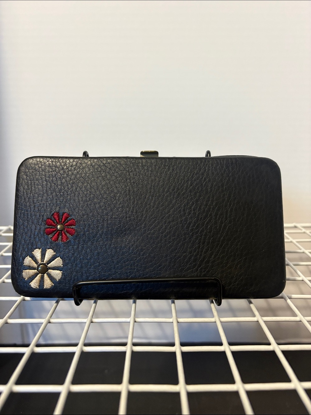Vintage Loungefly Black Tote Cream Embroidered Sugar Skull and Matching Wallet - Picture 6 of 8